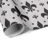 Grauer Hintergrund Fleur-de-lis-Muster Geschenkpapier (Rolleneckpunkt)