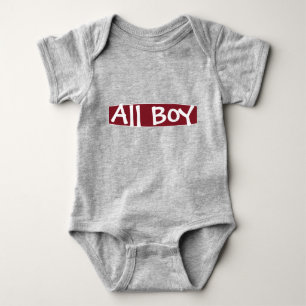 Grauer Junge mit Burgund Baby Strampler