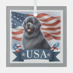 Grauer patriotischer Neufundländer-Hund im Quadrat Ornament Aus Glas