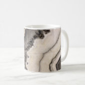 Grauer Schwarz-weißer Edelstein Kaffeetasse (VorderseiteRechts)