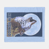 Grauer Wolf HowlingNew Mexiko Fleecedecke (Vorderseite (Horizontal))