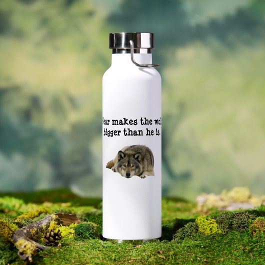 Grauer Wolf Trinkflasche (Außenbereich (gedreht))