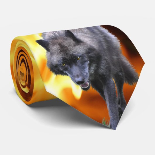 Grauer Wolf & Waldflames Wildlife Krawatte (Gerollt)