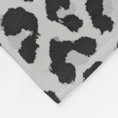 Graues Asche Leopard Cheetah Animal Print Muster Fleecedecke (Ecke)