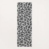 Graues Asche Leopard Cheetah Animal Print Muster Yogamatte (Rückseite)
