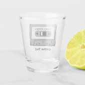 Graues Audio-Kassettenband Schnapsglas (Rückseite)