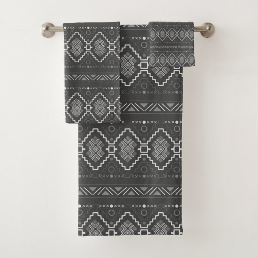 Graues Aztec-Muster Badhandtuch Set (Insitu)