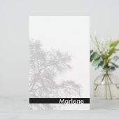Graues Baum-Silhouette-Briefpapier Briefpapier (Stehend Vorderseite)