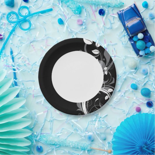 Graues Blumenmuster auf schwarz Pappteller (Party)