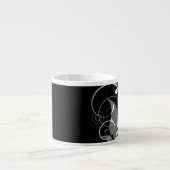 Graues Blumenmuster auf Schwarzem Espressotasse (Vorderseite)