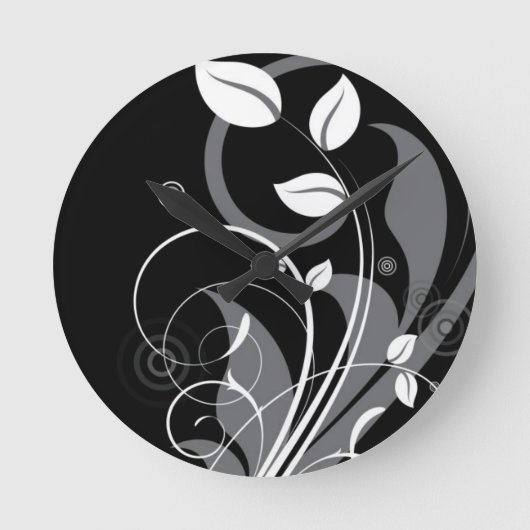 Graues Blumenmuster auf Schwarzem Runde Wanduhr (Vorderseite)