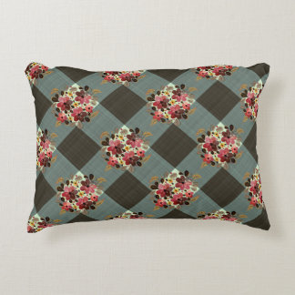 Graues Gingham und Dämmerungsrosa Blumenland Dekokissen