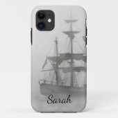 Graues, graues Nebel Piratenschiff mit Namen Case-Mate iPhone Hülle (Rückseite)