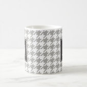 Graues Hahnentrittmuster-Monogramm Kaffeetasse (Mittel)