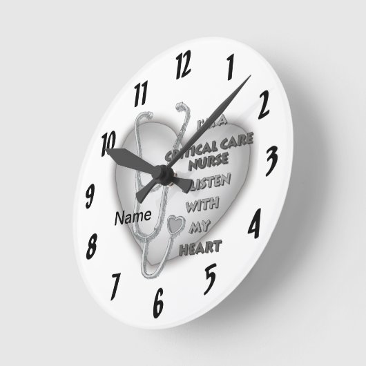 Graues Herz - Kritische Pflegekraft Runde Wanduhr (Winkel)