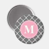 Graues marokkanisches Gitter Rosa Monogramm Magnet (Vorderseite/Rückseite)