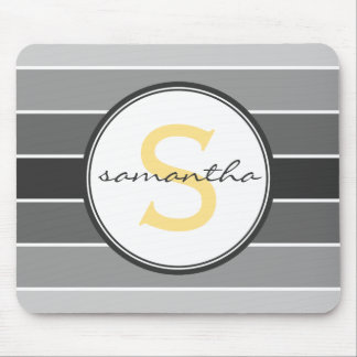 Graues Ombre Monogramm Mousepad