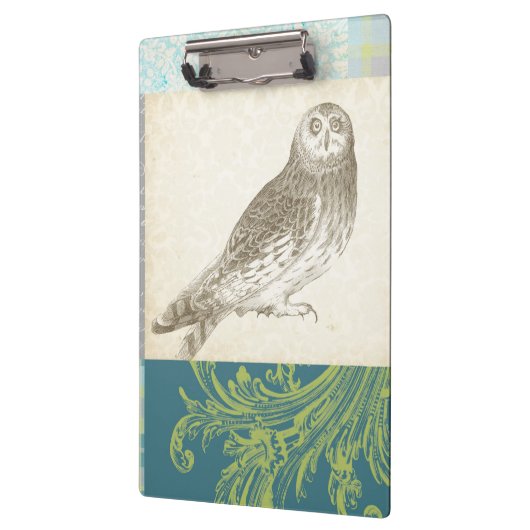 Graues Owl im Muster-Hintergrund Klemmbrett (Links)