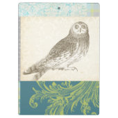 Graues Owl im Muster-Hintergrund Klemmbrett (Rückseite)
