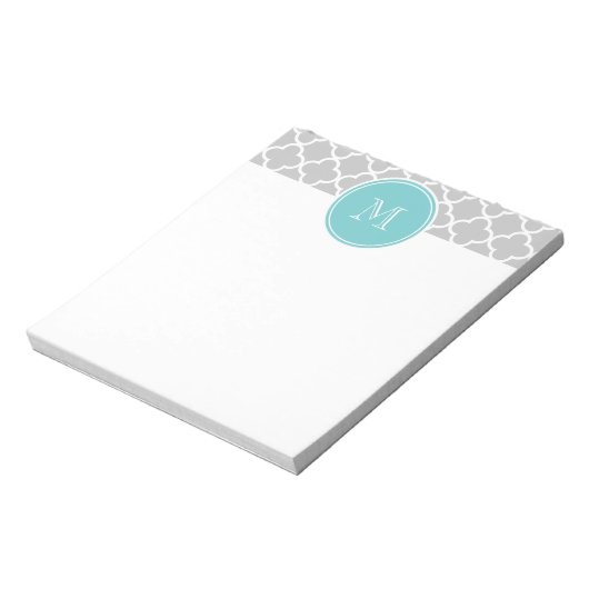 Graues Quatrefolienmuster, Aquamarines Monogramm Notizblock (Rotiert)