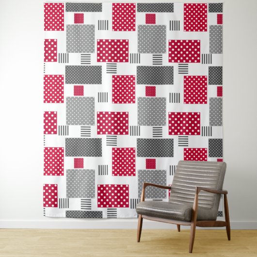 Graues rotes Polka-Dot-Patchwork auf weißem Hinter Wandteppich (Beispiel)