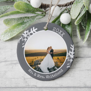 Graues Schneeflocken-Ornament für das 1. Weihnacht Keramik Ornament