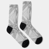 Graues Schwarz-weißes Mosaikdreieck-Retromuster Socken (Rechts)