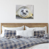 Graues Siegel Pup Leinwanddruck (Insitu (Schlafzimmer))