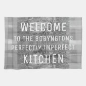 Graues Sprichwort, der gerne seltsam kocht Geschirrtuch (Horizontal)