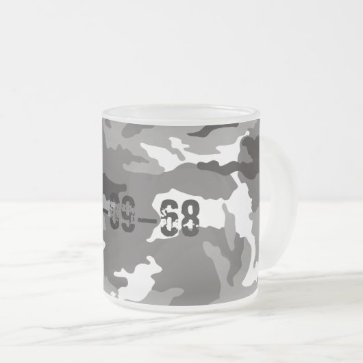 Graues Tarnmuster Mattglastasse (VorderseiteRechts)