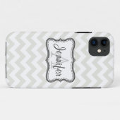 Graues u. weißes Zickzack Monogramm iPhone 5 Case-Mate iPhone Hülle (Rückseite (Horizontal))