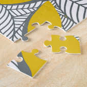 Graues und gelbes Blatt Muster. Puzzle (Seite)