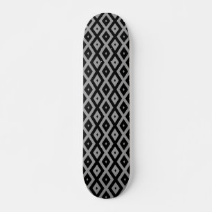 Graues und schwarzes Rautenmuster Skateboard