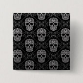 Graues und schwarzes Zuckerschädel-Muster Button (Vorderseite)