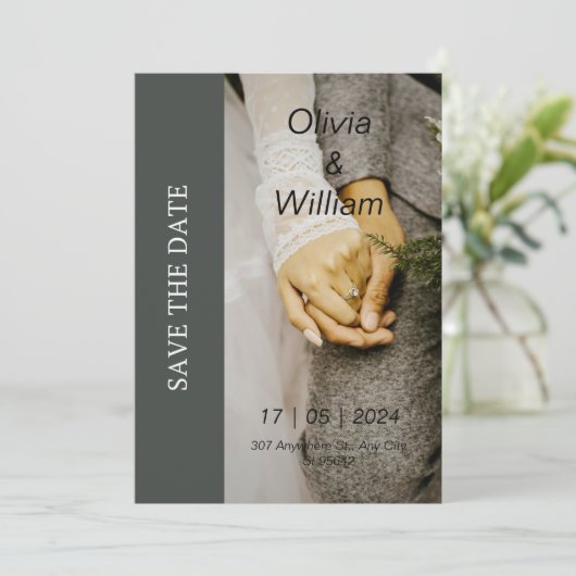 Graues und weißes Foto Einfache Save the Date Hoch Einladung (Stehend Vorderseite)