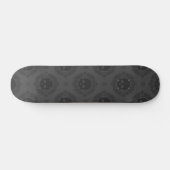 Graues Viktorianisches Gothic-Skull & Monogram-Ele Skateboard (Horizontal)