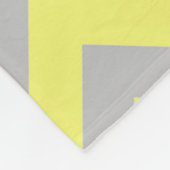 Graues, weich gelbes Zickzack Muster Fleecedecke (Ecke)