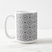 Graues weißes geometrisches nahtloses Muster Kaffeetasse (Links)