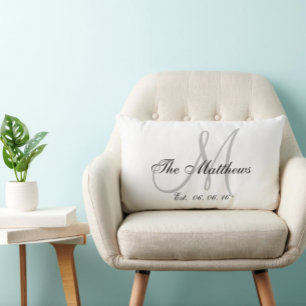 Graues weißes Monogramm Familien Hochzeitsgeschenk Lendenkissen