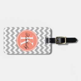 Graues Zickzack mit korallenrotem Monogramm Gepäckanhänger