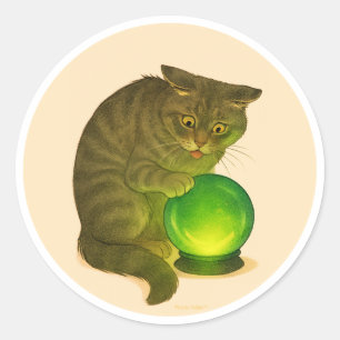 Grauhaarige Kurzhaarkatze mit grünem Kristallball Runder Aufkleber