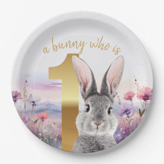 Graukaninchen Erster Geburtstag mit Wildblumen Pappteller (Vorderseite)