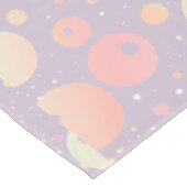Graupastellneutrale rosa Punktmuster Tischdecke (Schrägansicht)