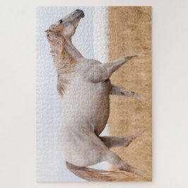 Graupferd durch das Feld Puzzle