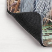 Graureiher-Jagd im Winter Mousepad (Ecke)