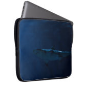 GRAUSCHER KÖRPER LAPTOPSCHUTZHÜLLE (Vorne Rechts)