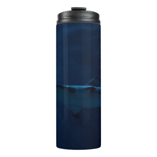 GRAUSCHER KÖRPER THERMOSBECHER (Vorderseite)