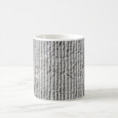 Grausteinfarbene Wandstruktur. Textur der Steinmau Kaffeetasse (Mittel)