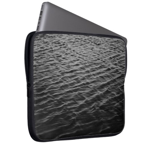 Graustufen-Foto Laptopschutzhülle (Vorne Rechts)