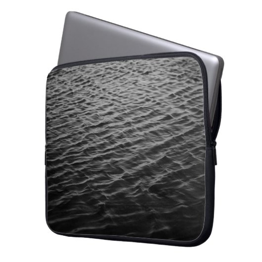 Graustufen-Foto Laptopschutzhülle (Vorderseite Links)